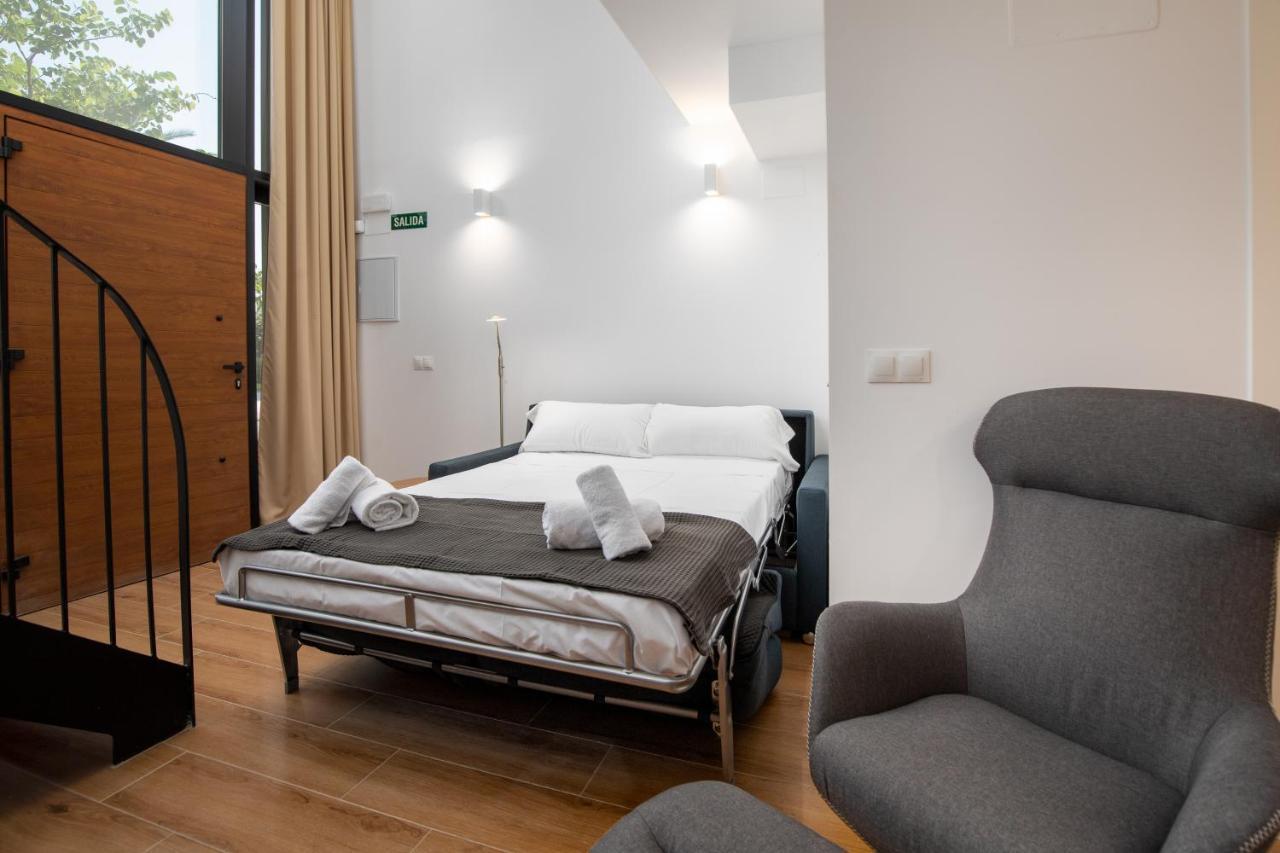 Travel Habitat Alameda Suites. فالنسيا المظهر الخارجي الصورة